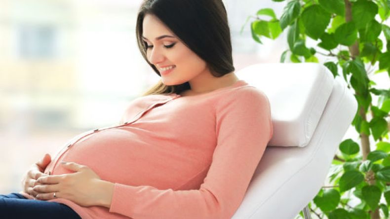 هجوم الحوامل على العيادات الخاصة لوضع مواليدهم.. في زمن الكوفيد