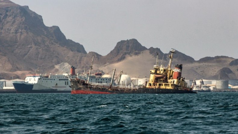 بريطانيا تعلن تعرض سفينة لهجوم قبالة اليمن