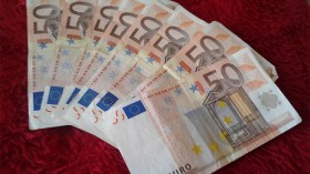 طفل يقتل مسنا من أجل 400 يورو في الجلفة