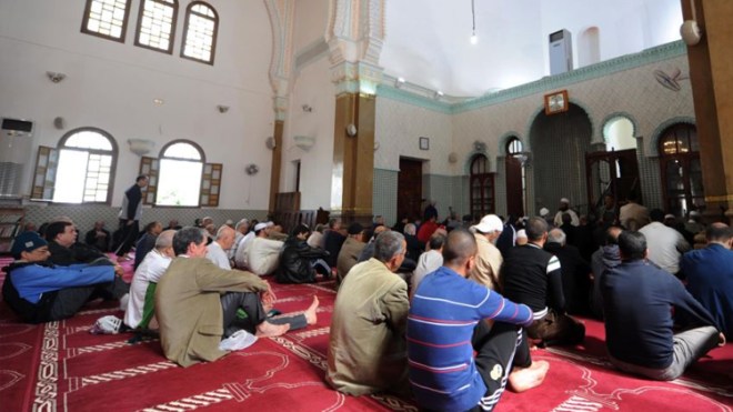 ظواهر المجتمع تعقّدت.. حققوا للأئمة الأريحية ليتفرغوا لها!