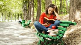 لو كانت تقرأ