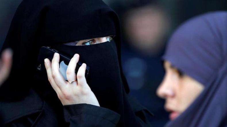 هكذا غيّر كورونا نظرة الغرب للمنتقبات