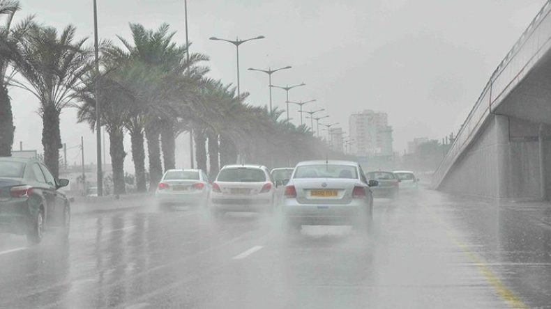 أمطار رعدية غزيرة مرتقبة بـ 8 ولايات