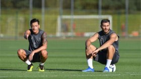 الشرطة البريطانية تعتقل مهاجمي أوزيل وكولاسيناك