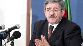 تخوفات من تغيير حكومي مفاجئ “يعفي” فريق أويحي من المحاسبة