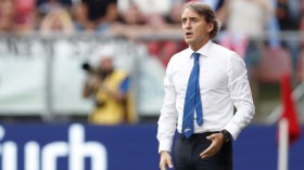 مانشيني: المدافعون الأجانب غيروا أسلوب إيطاليا الشهير