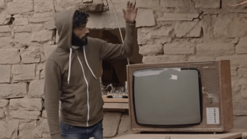 “باب الدشرة” خدعنا!