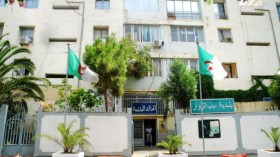 أربع خيم عملاقة لتوفير 10 آلاف لتر من الحليب لسكان باب الزوار