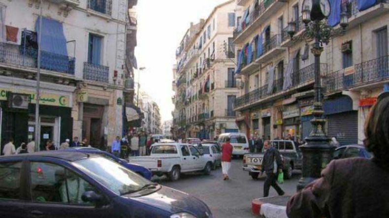 كورونا تؤخر الأشغال بسوق الساعات الثلاث بباب الوادي