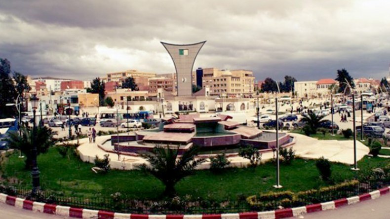 ابن ولاية باتنة يستجدي قلوب الجزائريين لإنقاذ حياته