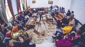 المقهى الثقافي لباتنة يناقش إشكالية النشر وجدلية الوعي والهوية