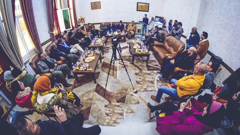 المقهى الثقافي لباتنة يناقش إشكالية النشر وجدلية الوعي والهوية