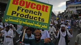 المظاهرات تعم باكستان احتجاجاً على “شارلي إيبدو”