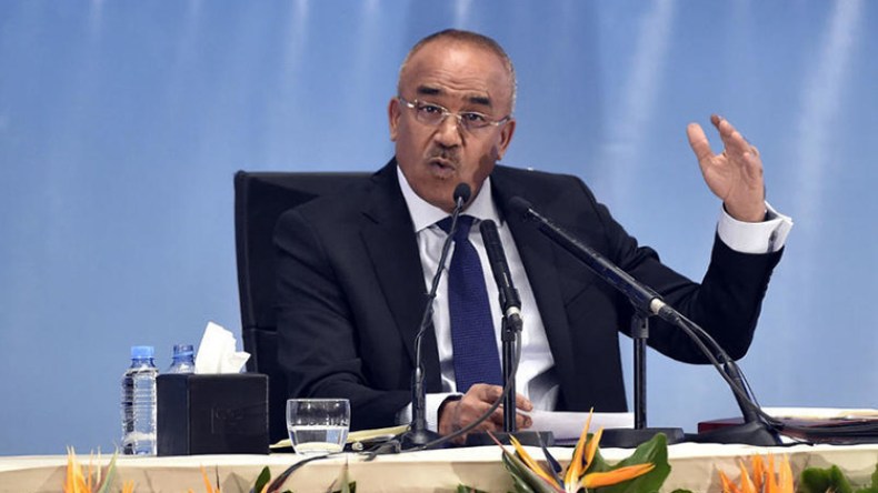 بدوي يعرض حصيلة حكومته إيذانا بالرحيل!