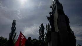 روسيا تطرد دبلوماسيَين تشيكيَين