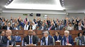 البرلمان “يمنع” إحراج الوزراء بأسئلة شخصية