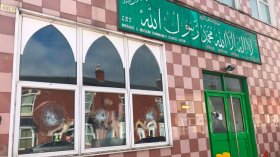 التحقيق بحوادث اعتداء على خمسة مساجد