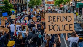 سلطات منيابوليس تعلن تفكيك شرطة المدينة