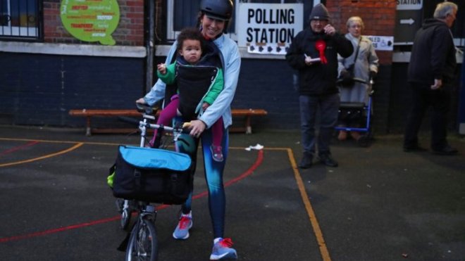 بدء انتخابات حاسمة لـ”بريكست” في بريطانيا