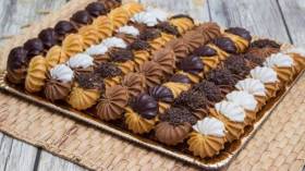 بسكويت Petit four