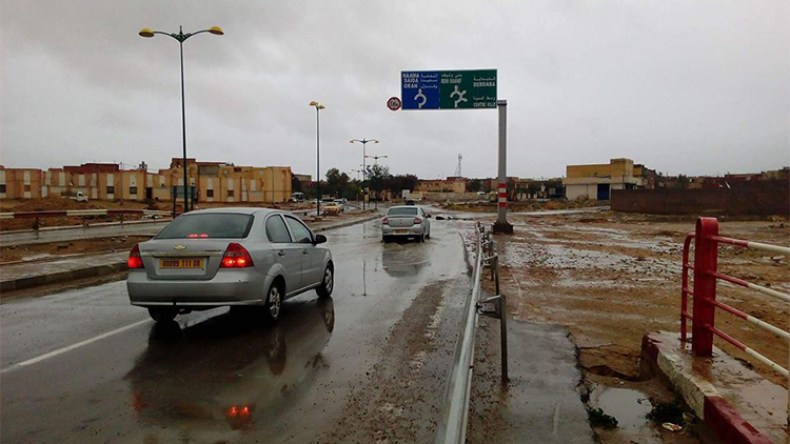 أمطار غزيرة على ولايتي بشار والنعامة