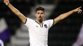 بونجاح يدفع ثمن تفوّهه بِالكلام البذيء ضد الحكم