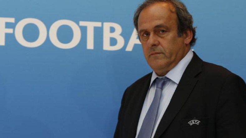 بلاتيني يبدأ خطوات الثأر من إبعاده عن الفيفا