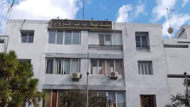 منتخبون “يثورون” للإطاحة برئيسة المجلس البلدي لباب الزوار بالعاصمة