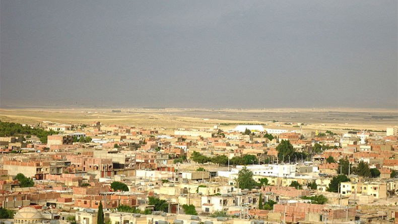 توتر بصحراء النمامشة بسبب “أراضي العرش”