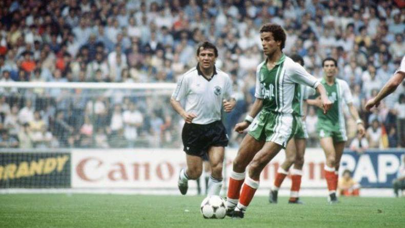 بلومي يزيد الرقم 10 أناقة