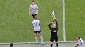 بن طالب يقصّ شريط “البوندسليغا” بِهدف