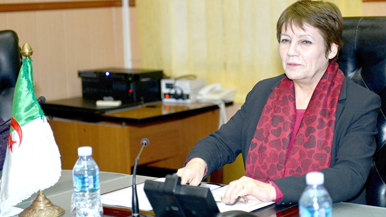 الراسبون في البكالوريا ينقلون احتجاجاتهم إلى مكتب بن غبريط