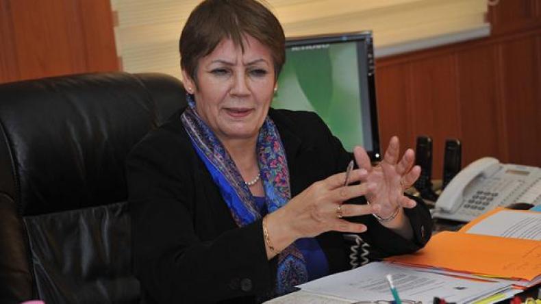 إعادة بعث النوادي الأدبية والعلمية لتحفيز التلاميذ على القراءة