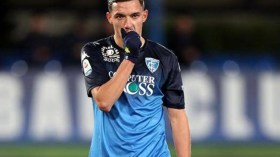 بن ناصر في طريقه الى سامبدوريا