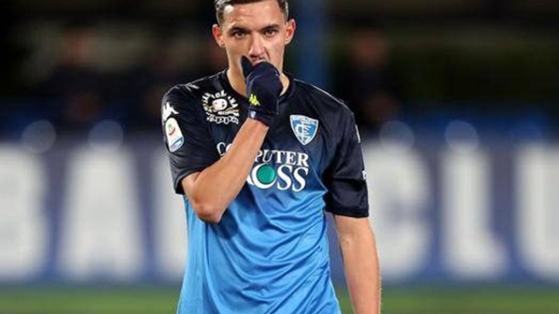 بن ناصر في طريقه الى سامبدوريا