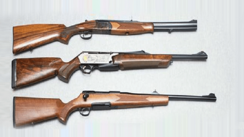 توقيف 3 أشخاص بحوزتهم أسلحة بالمسيلة وتبسة