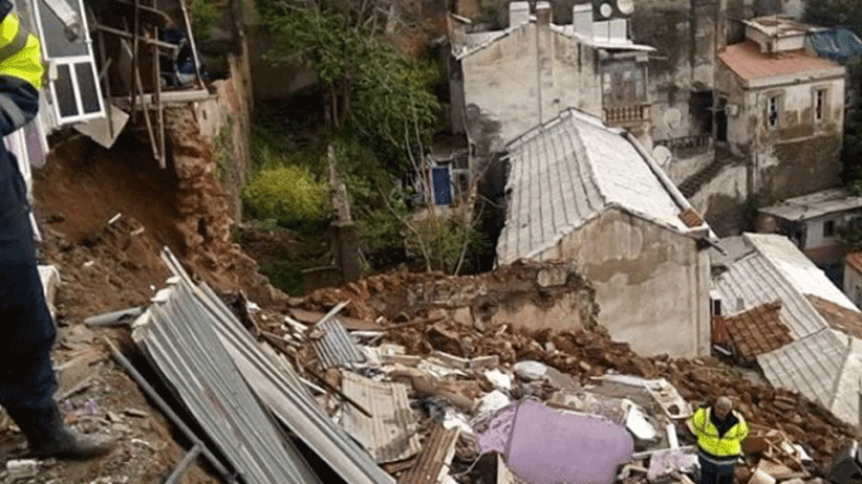 انهيار بناية بالجزائر الوسطى يحدث هلعا وسط السكان