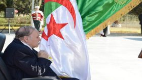 Le président Bouteflika inaugure la ligne du métro Place des Martyrs-Ain Naâdja et la Mosquée Ketchaoua