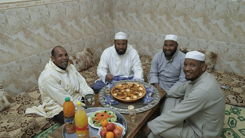 الإخوة بوخزة.. أئمة ذاع صيتهم في مساجد الجزائر