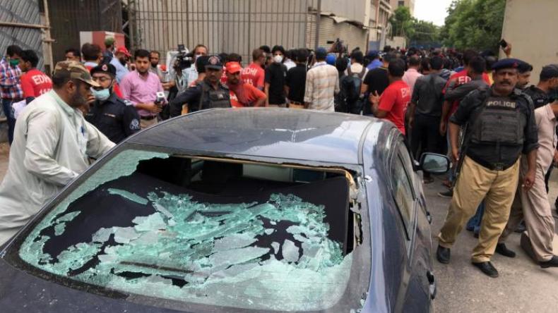 قتلى في هجوم دام على بورصة كراتشي