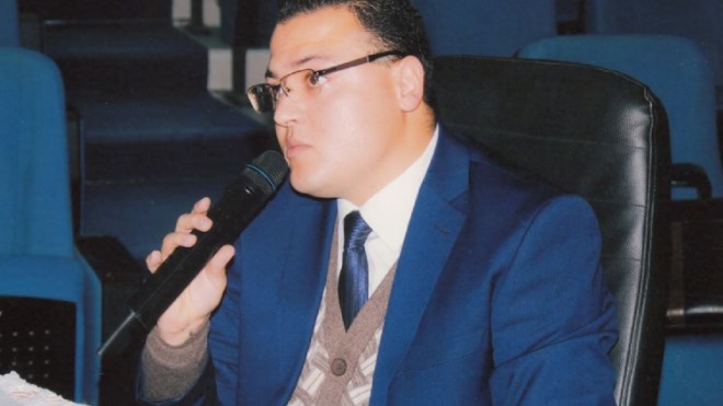 بوفلاقة يُبرز “جماليات الاتباع في الخطاب الشعري الأندلسي”