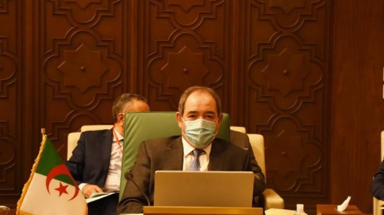 بوقادوم من مقر الجامعة العربية: علينا ترتيب البيت العربي