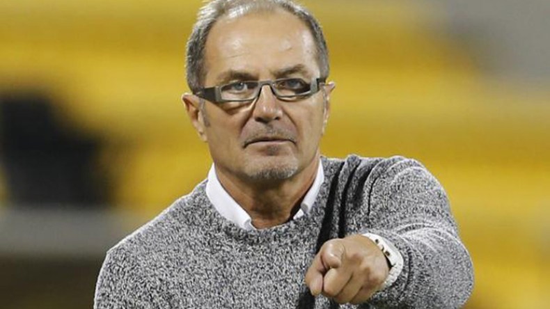 المفاوضات مع سيموندي تتعقد ومدرب إسباني كحل ثان