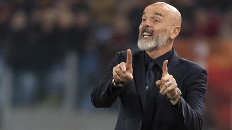 بيولي يبدأ ثورته في ميلان بالعقوبات والصرامة