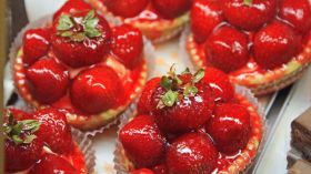 ميني تارت بالفراولة