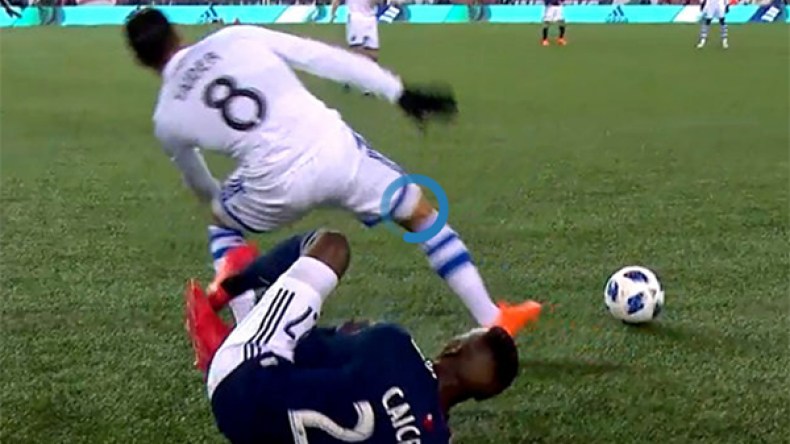 تايدر ينال أول بطاقة حمراء في كندا