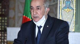 رئيس الجمهورية: الجزائريون على موعد مع التاريخ