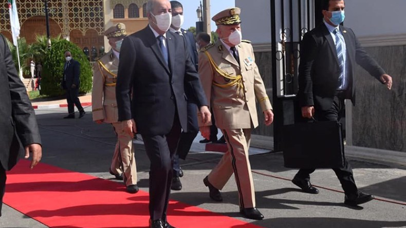 الدستور بيد الشعب.. وإذا ابتعدنا عن نوفمبر ذهبت ريحنا