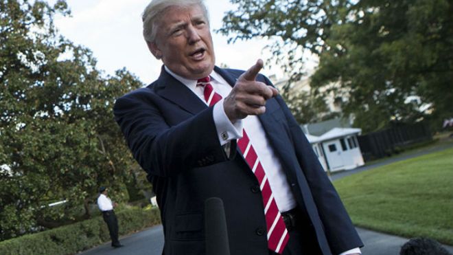 ترامب يعلن عن شنّ حملات لاعتقال المهاجرين غير الشرعيين وترحيلهم