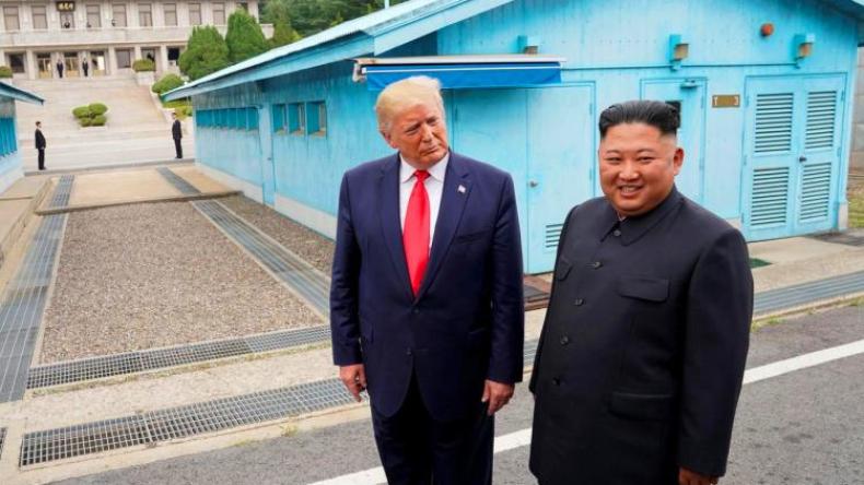 احذر من وصف الزعيم كيم مجدداً بـ”رجل الصواريخ”